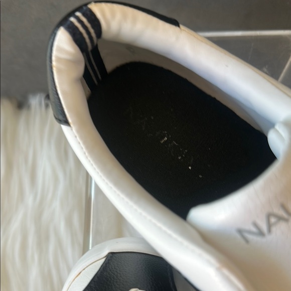 Nautica White and Black Sneakers Sleek Modern Design - Picture 11 of 16